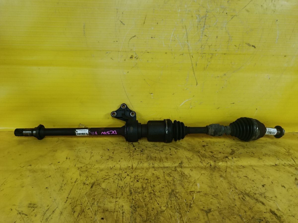 Привод на Mazda Verisa DC5W ZY-VE Фото 1