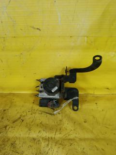 Блок ABS 4S61-2M110-AC на Mazda Verisa DC5W ZY-VE Фото 3