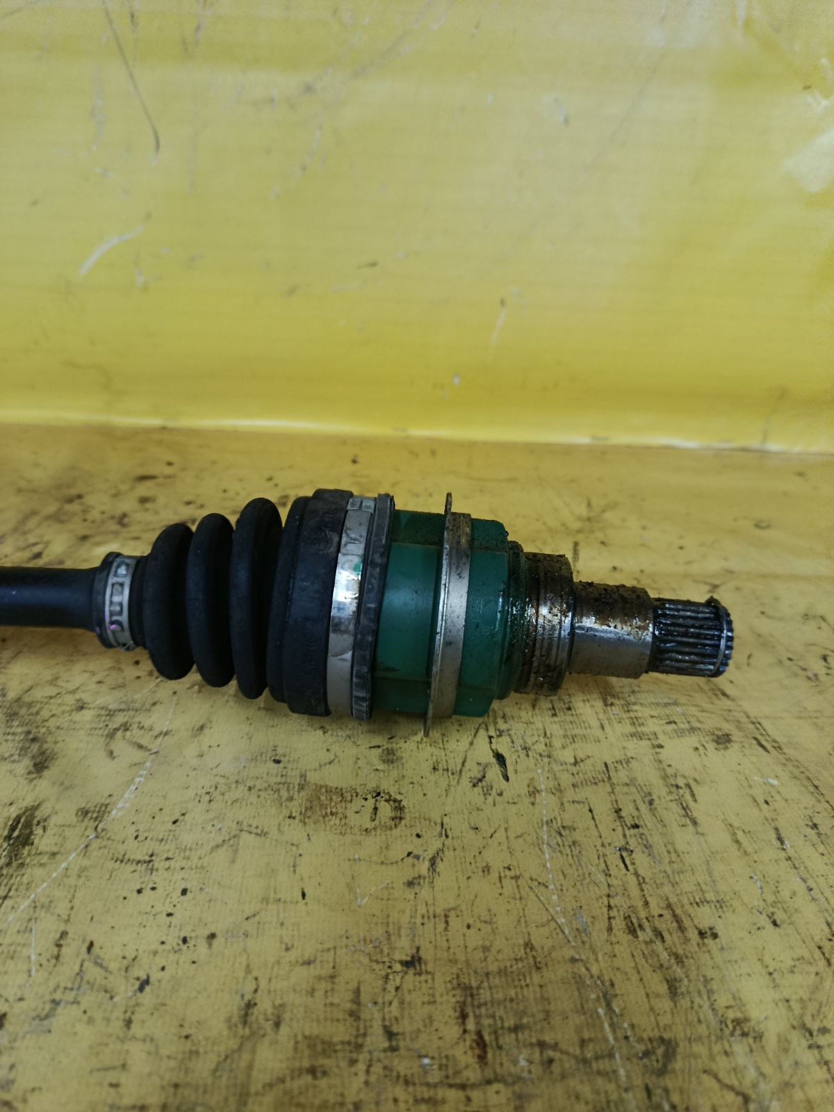 Привод на Daihatsu Move LA100S KF-VE Фото 2