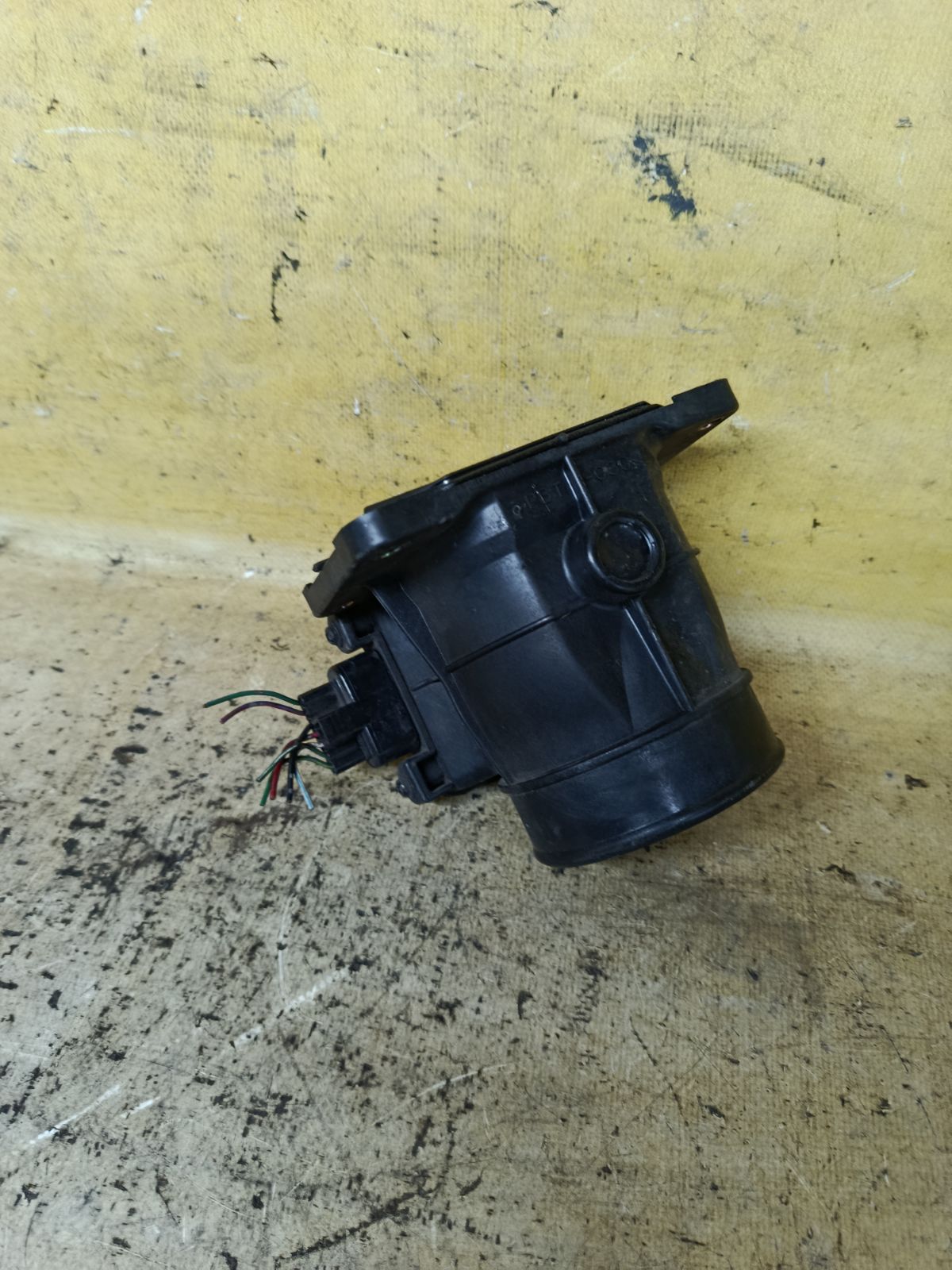 Датчик расхода воздуха на Mitsubishi Legnum EA1W 4G93 Фото 4