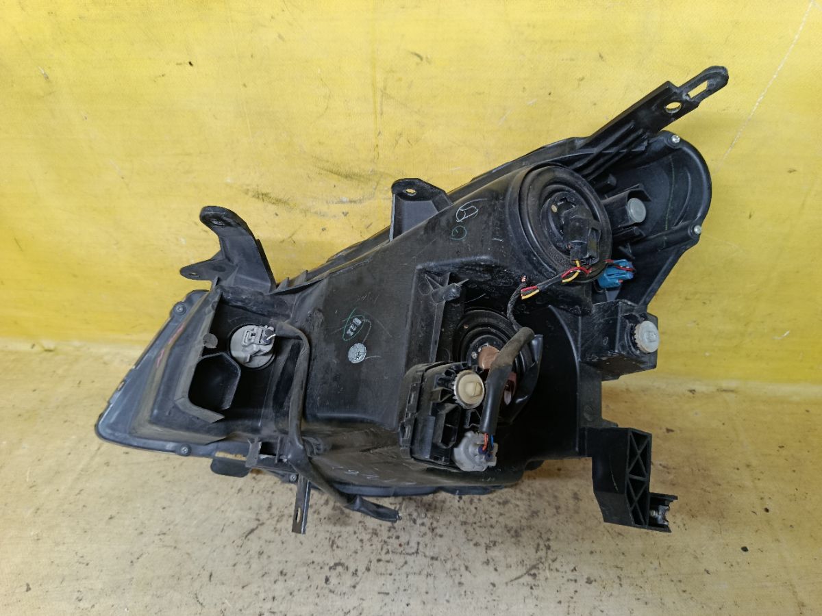 Фара 100-63823 100-63823, на Nissan Bluebird Sylphy KG11 Фото 3