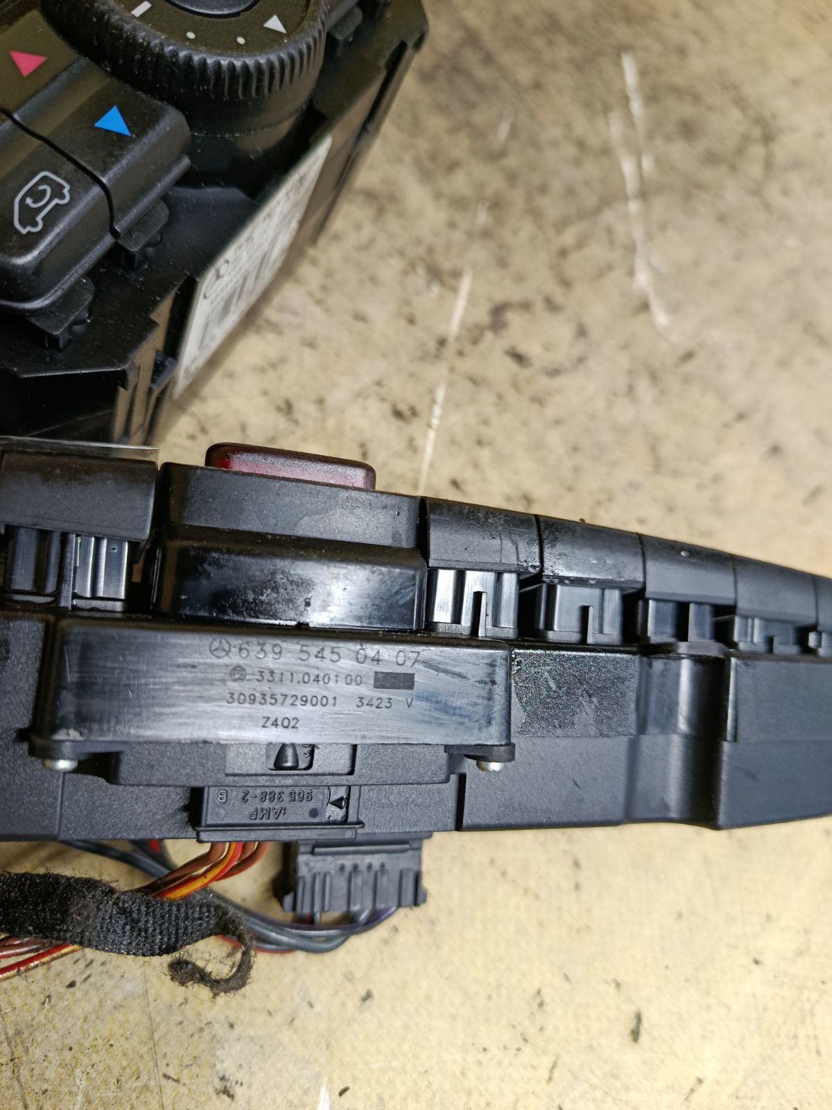 Блок управления климатконтроля A6394461628KZ, A6394450905KZ на Mercedes-Benz Viano W639.813 112.951 Фото 4