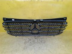 Решетка радиатора A6398800285 на Mercedes-Benz Viano W639.813 Фото 2
