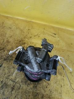 Компрессор кондиционера 447260-4201 на Toyota Porte NSP140 1NR-FE Фото 3