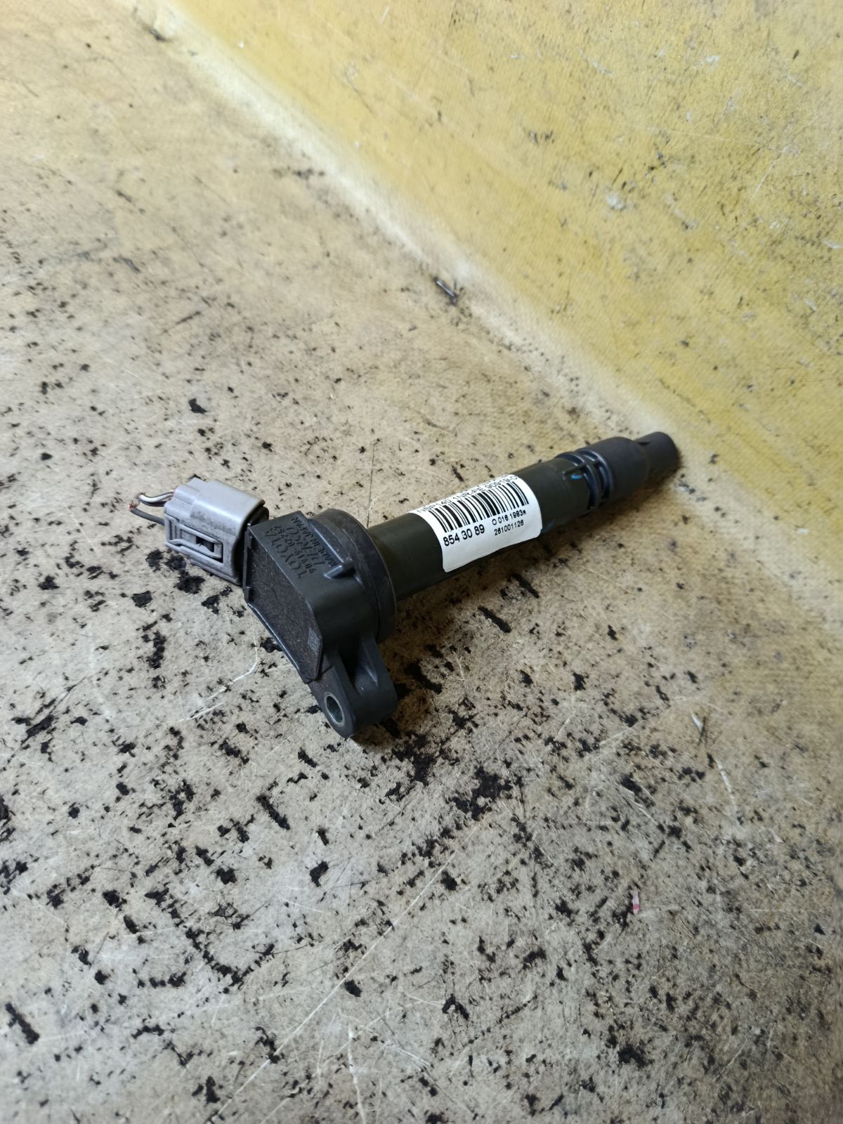 Катушка зажигания 90919-02257, LC-016-7631 на Toyota Porte NSP140 1NR-FE Фото 1