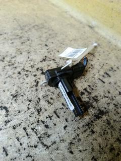 Датчик расхода воздуха на Toyota Aqua NHP10 1NZ-FXE 22204-28010  22204-0V020