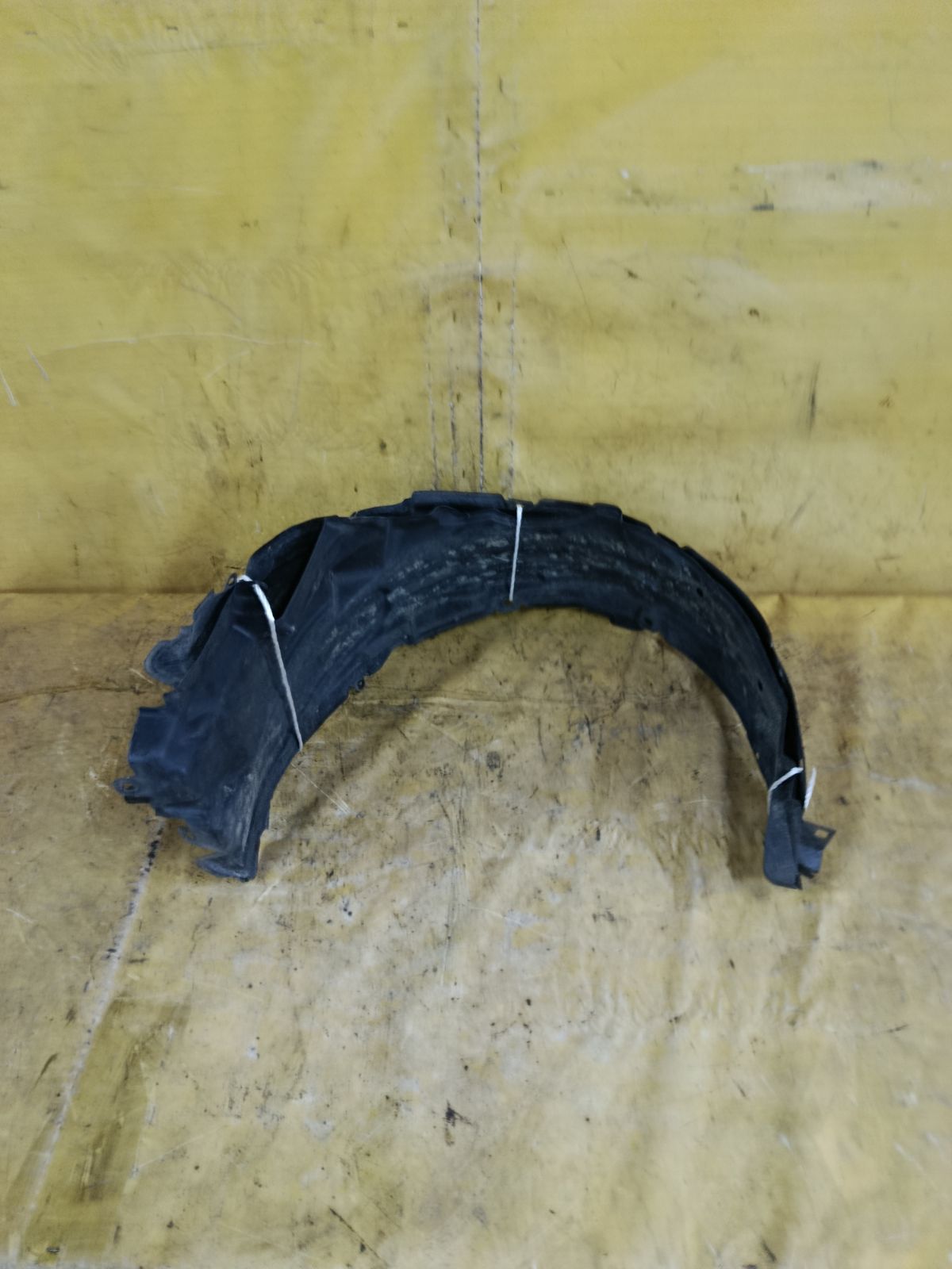 Подкрылок 53876-B2260, 53875-B2260 на Toyota Pixis Space L575A KF-DET3 Фото 2