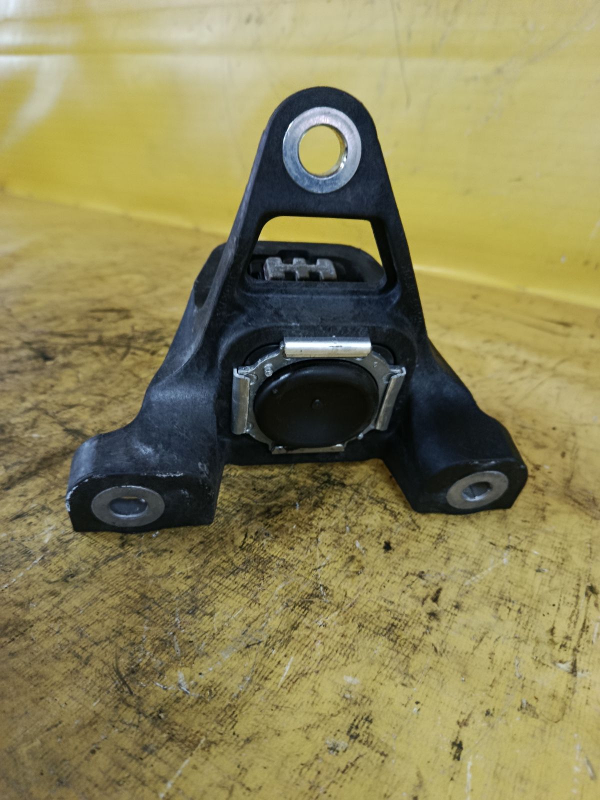 Подушка двигателя на Honda N-Box JF3 S07B Фото 3