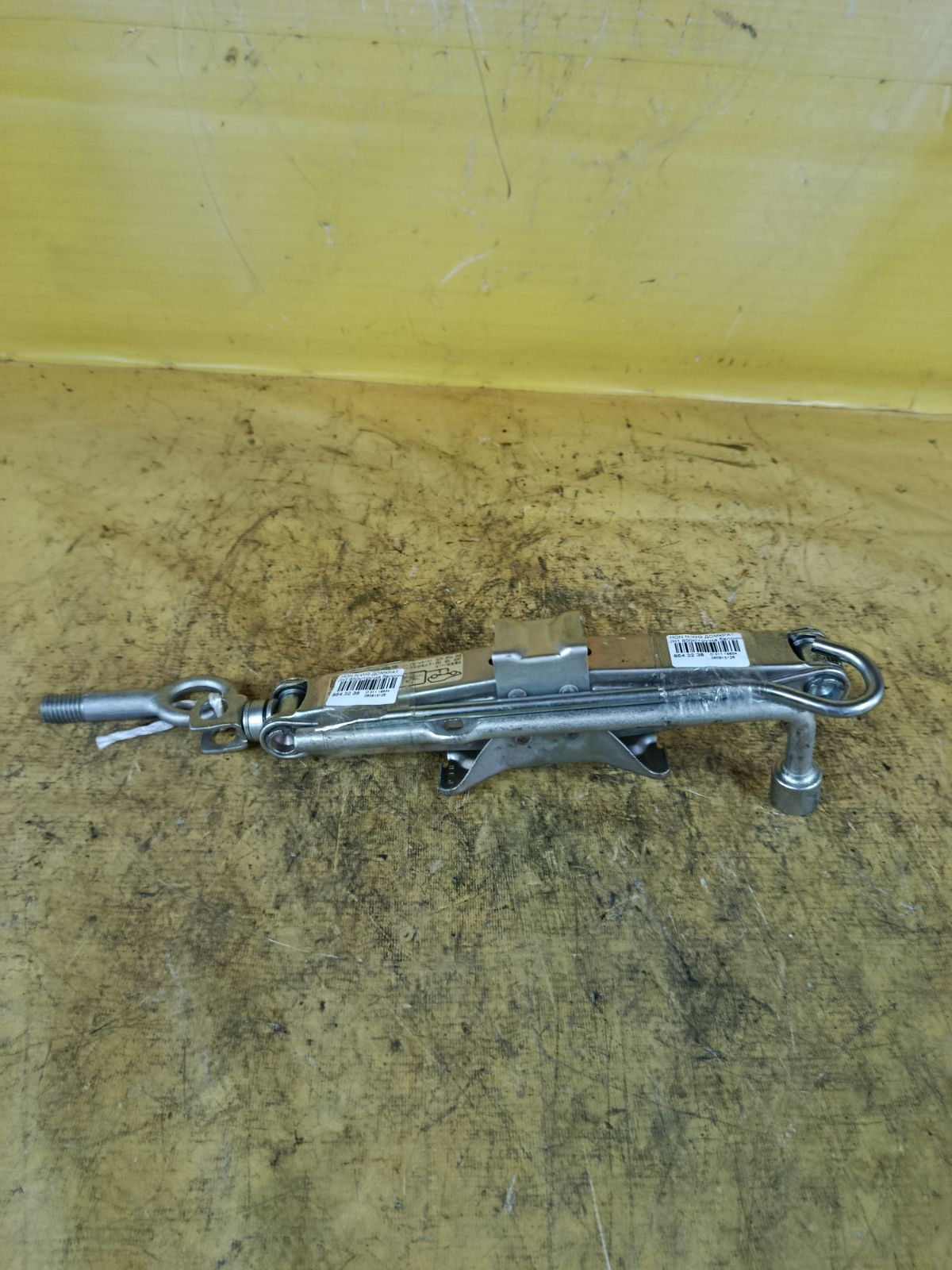 Домкрат на Honda N-Wgn JH1 Фото 1