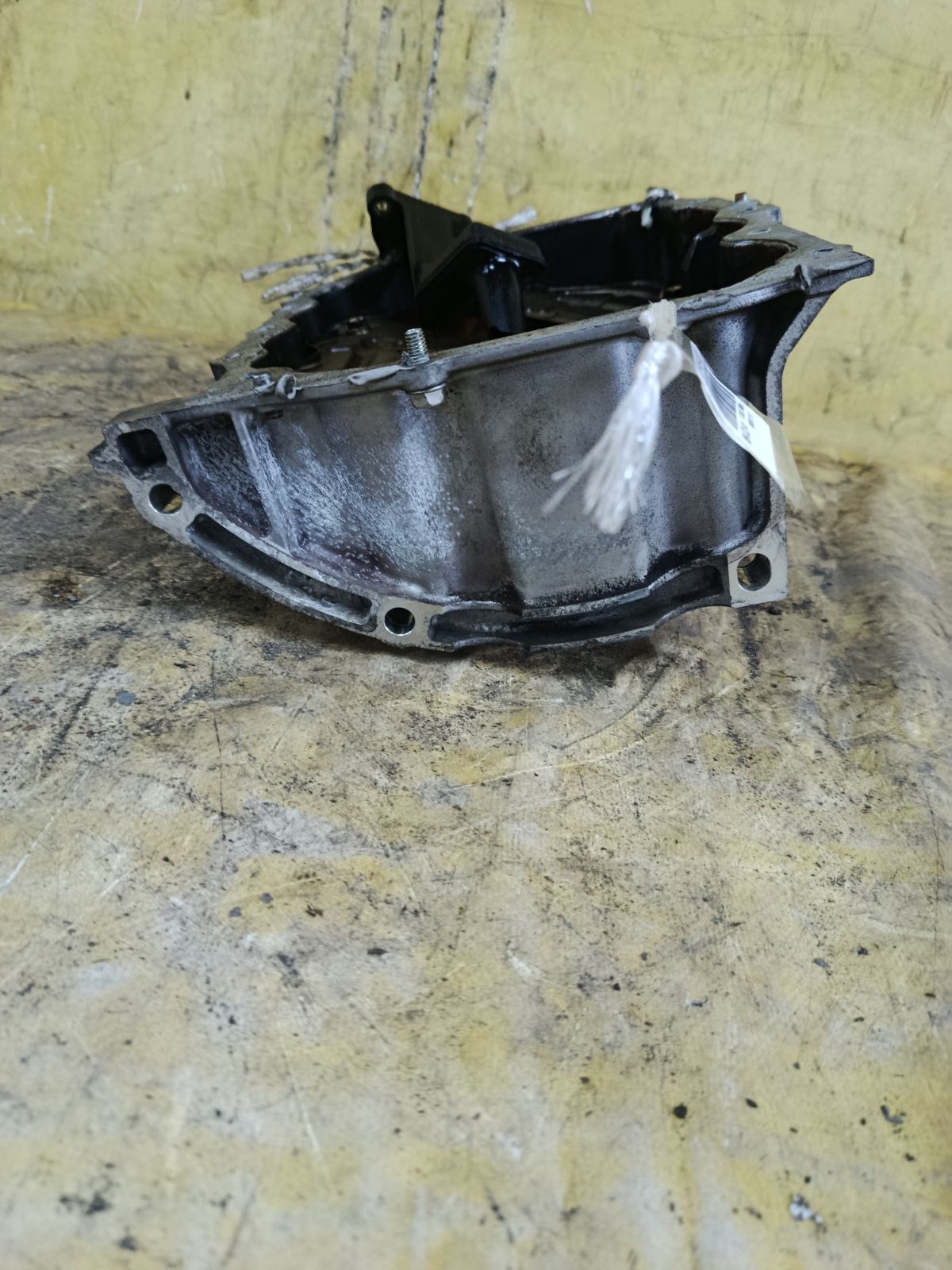 Поддон на Toyota Passo KGC10 1KR-FE Фото 2