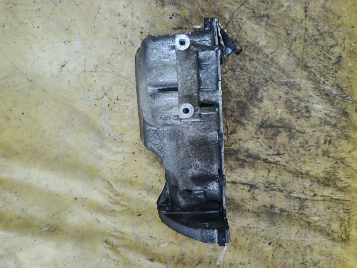 Поддон на Toyota Passo KGC10 1KR-FE Фото 3