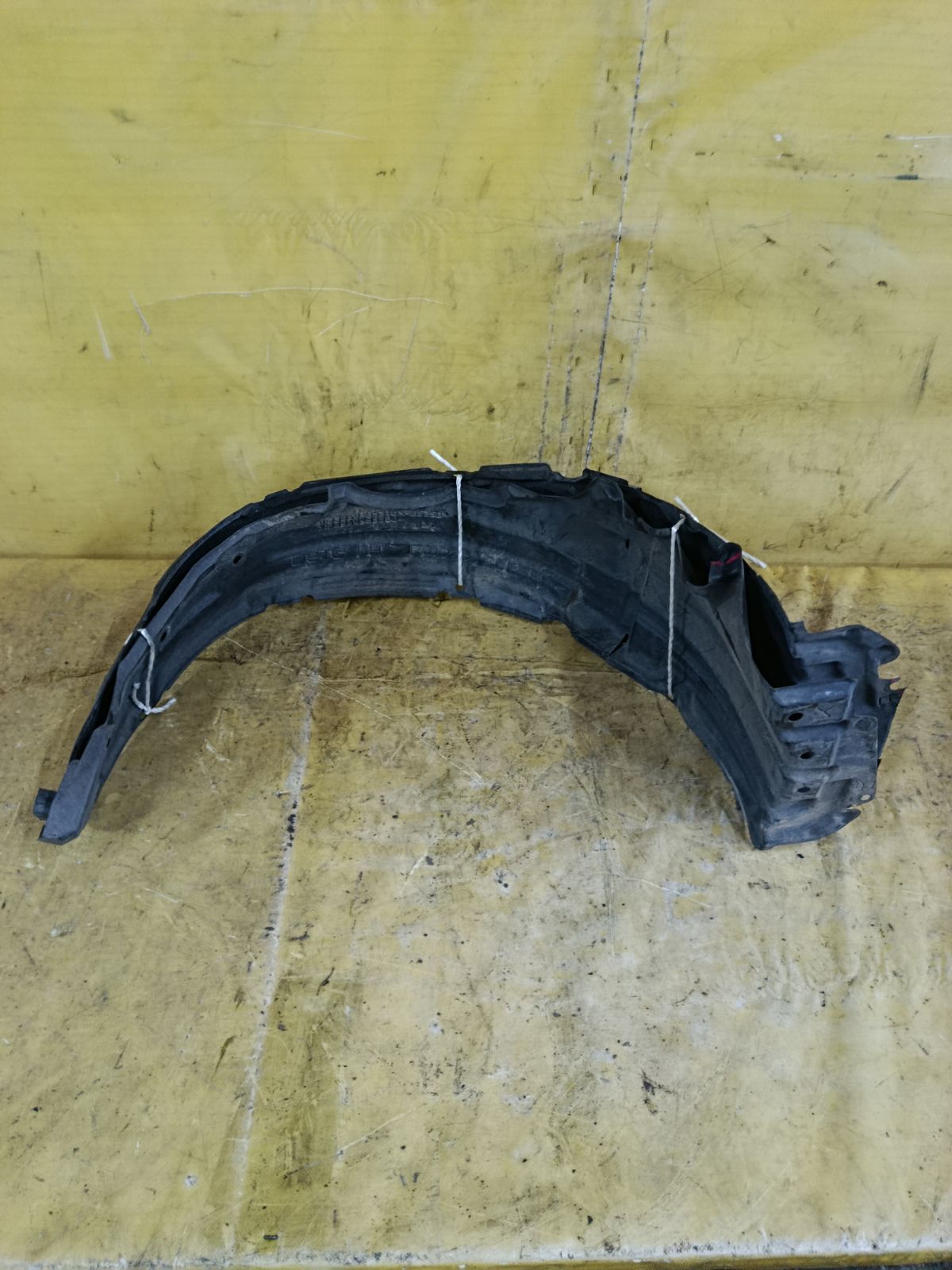 Подкрылок 53875-B2290, 53876-B2290 на Daihatsu Move LA100S KF-VE Фото 1