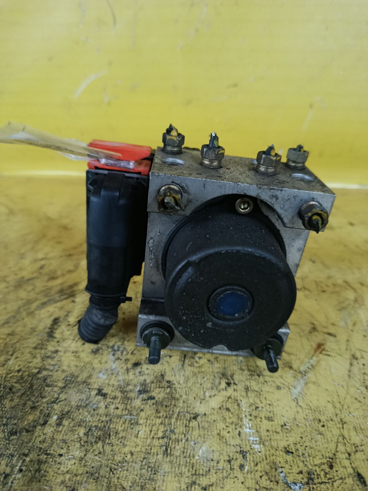 Блок ABS на Honda Fit GD1 L13A Фото 3