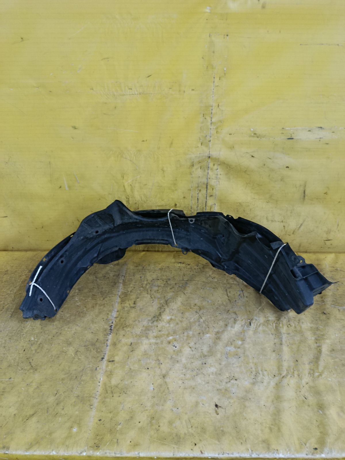 Подкрылок 53875-B1020, 53876-B1020 на Toyota Passo KGC10 1KR-FE Фото 2