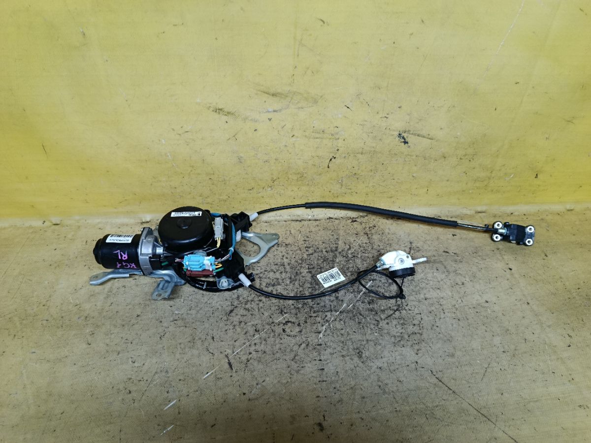 Доводчик двери на Honda Stepwgn RG1 Фото 2