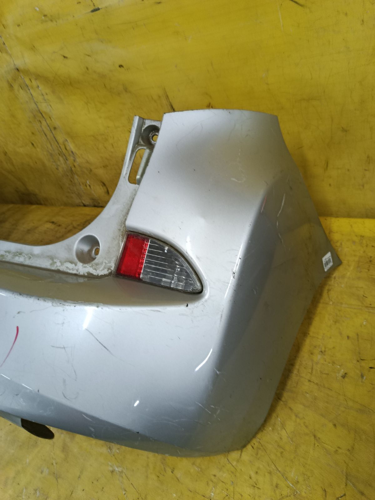Бампер 52-215 52-215,52159-52730 на Toyota Ractis NSP120 Фото 3