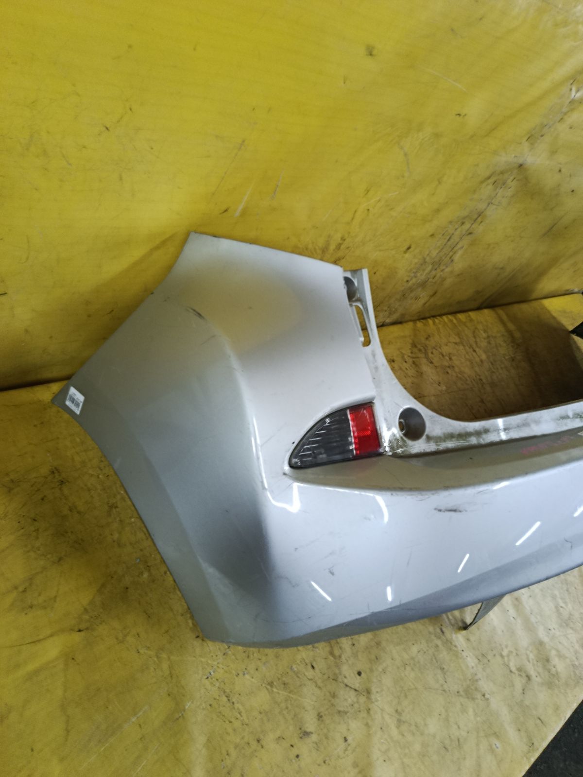 Бампер 52-215 52-215,52159-52730 на Toyota Ractis NSP120 Фото 6