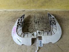 Крепление бампера на Toyota Noah ZRR70G 52115-28130  52116-28130, Переднее расположение