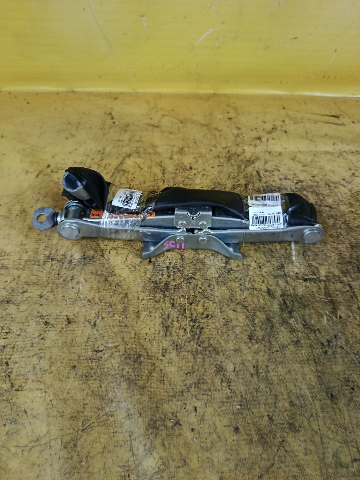 Домкрат на Nissan Tiida Latio SC11 Фото 1
