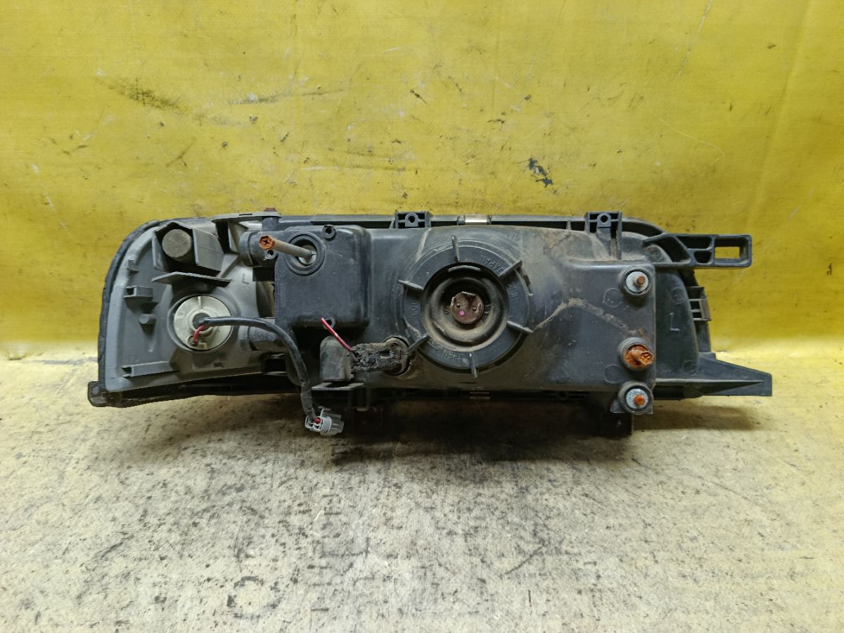 Фара 1544 1544, на Nissan Wingroad WFY10 Фото 2