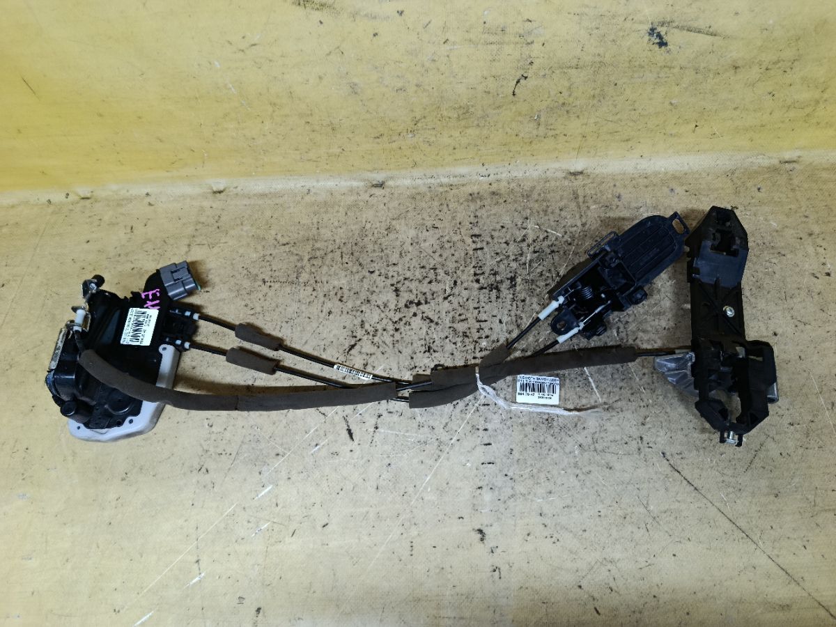 Замок двери на Nissan Note E11 Фото 2