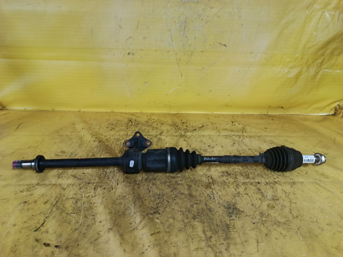 Привод на Mazda Demio DE3FS ZJ-VE Фото 1