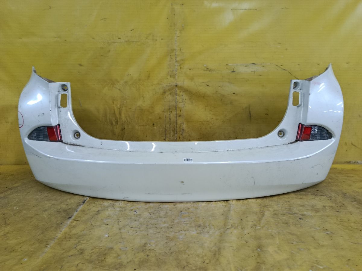 Бампер 52-215 52-215,52159-52730 на Toyota Ractis NCP120 Фото 1