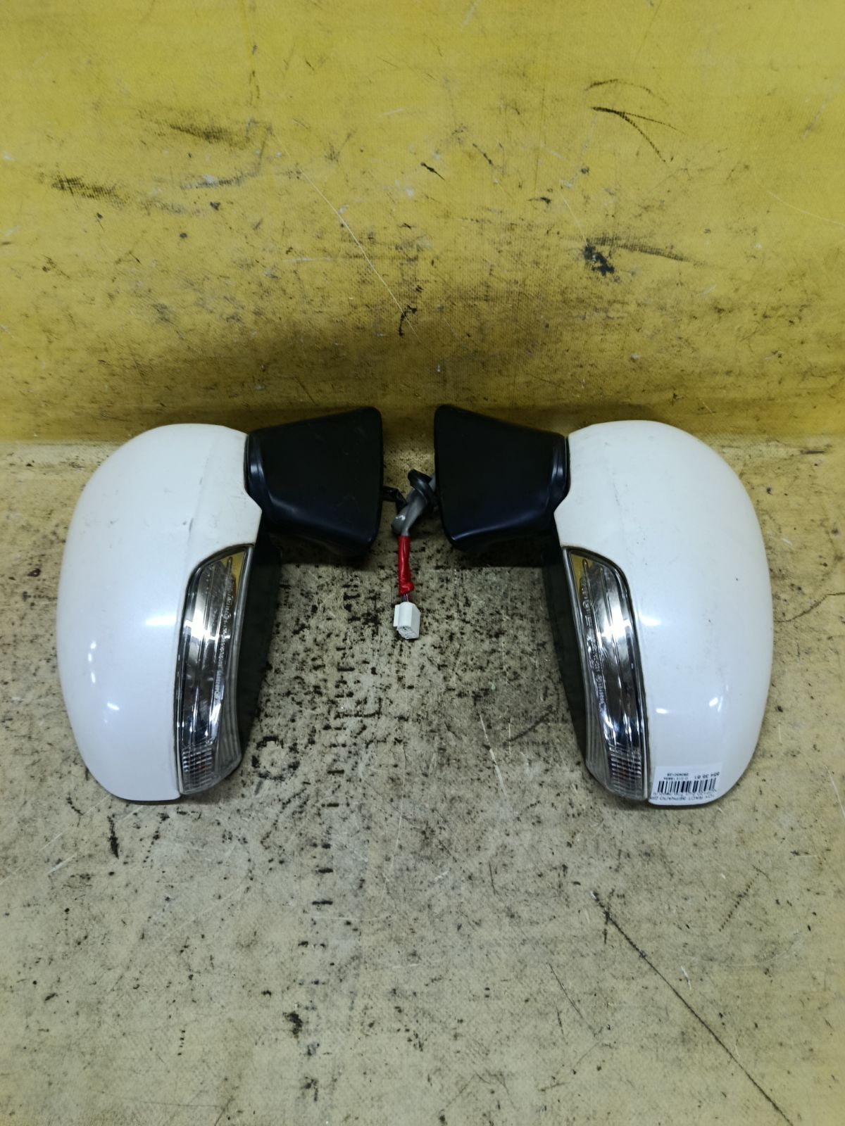 Зеркало двери боковой на Toyota Ractis NCP120 Фото 2