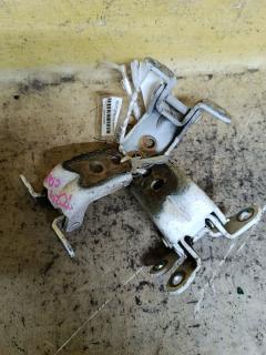 Петля двери шарнирная на Nissan Serena TC24 Фото 2
