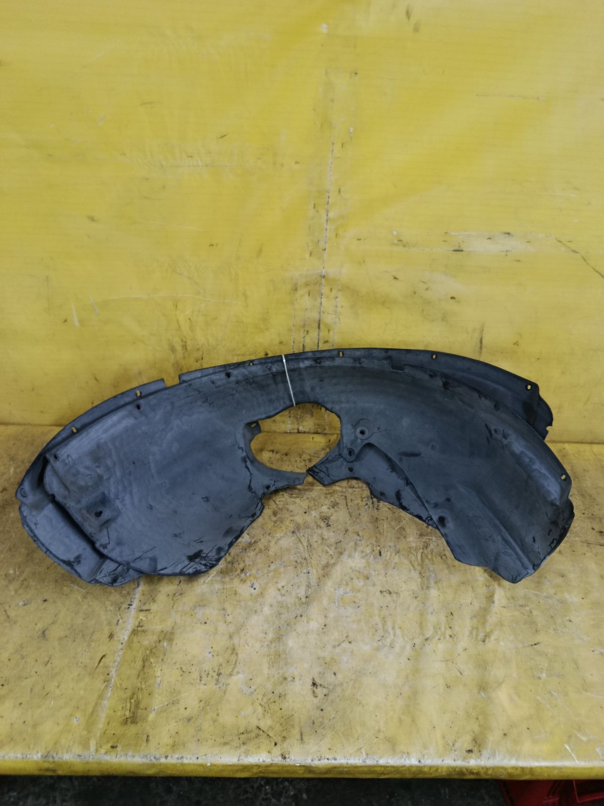 Подкрылок 1C0809961E, 1C0809962E на Volkswagen New Beetle 9C Фото 2