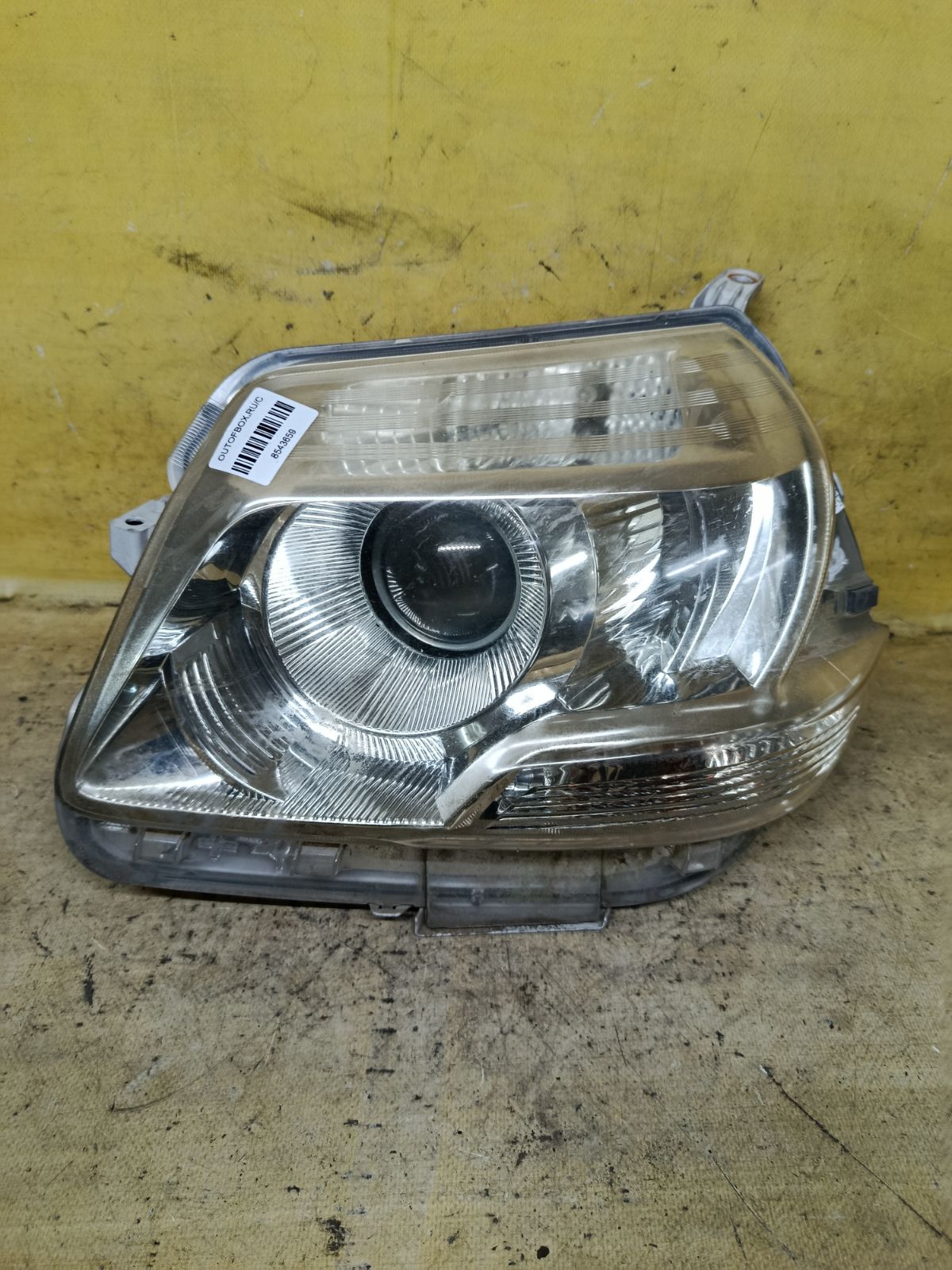Фара 52-240 52-240, на Toyota Sienta NCP81G Фото 1