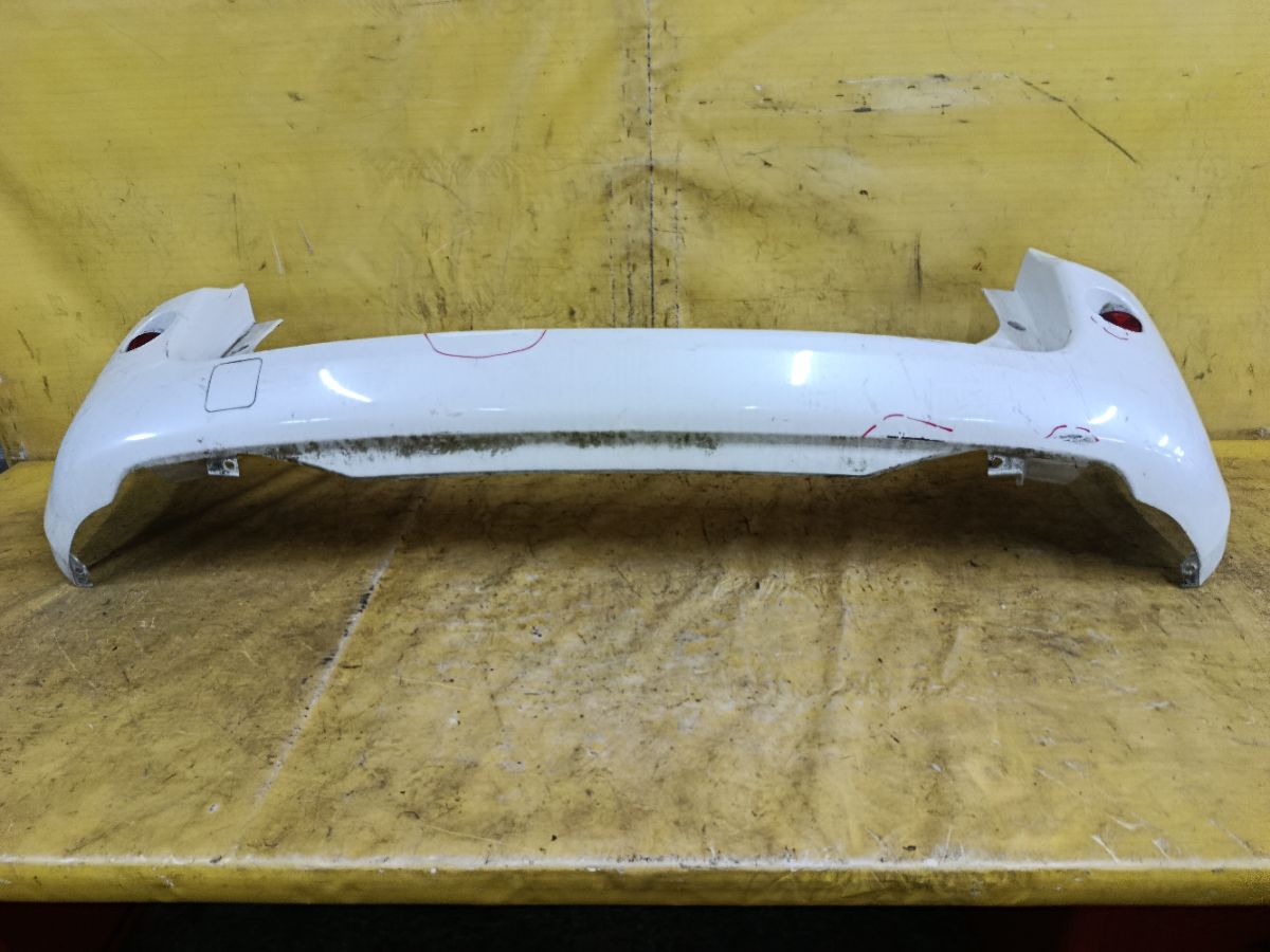 Бампер 13-05107 13-05107, на Toyota Sienta NCP81G Фото 2