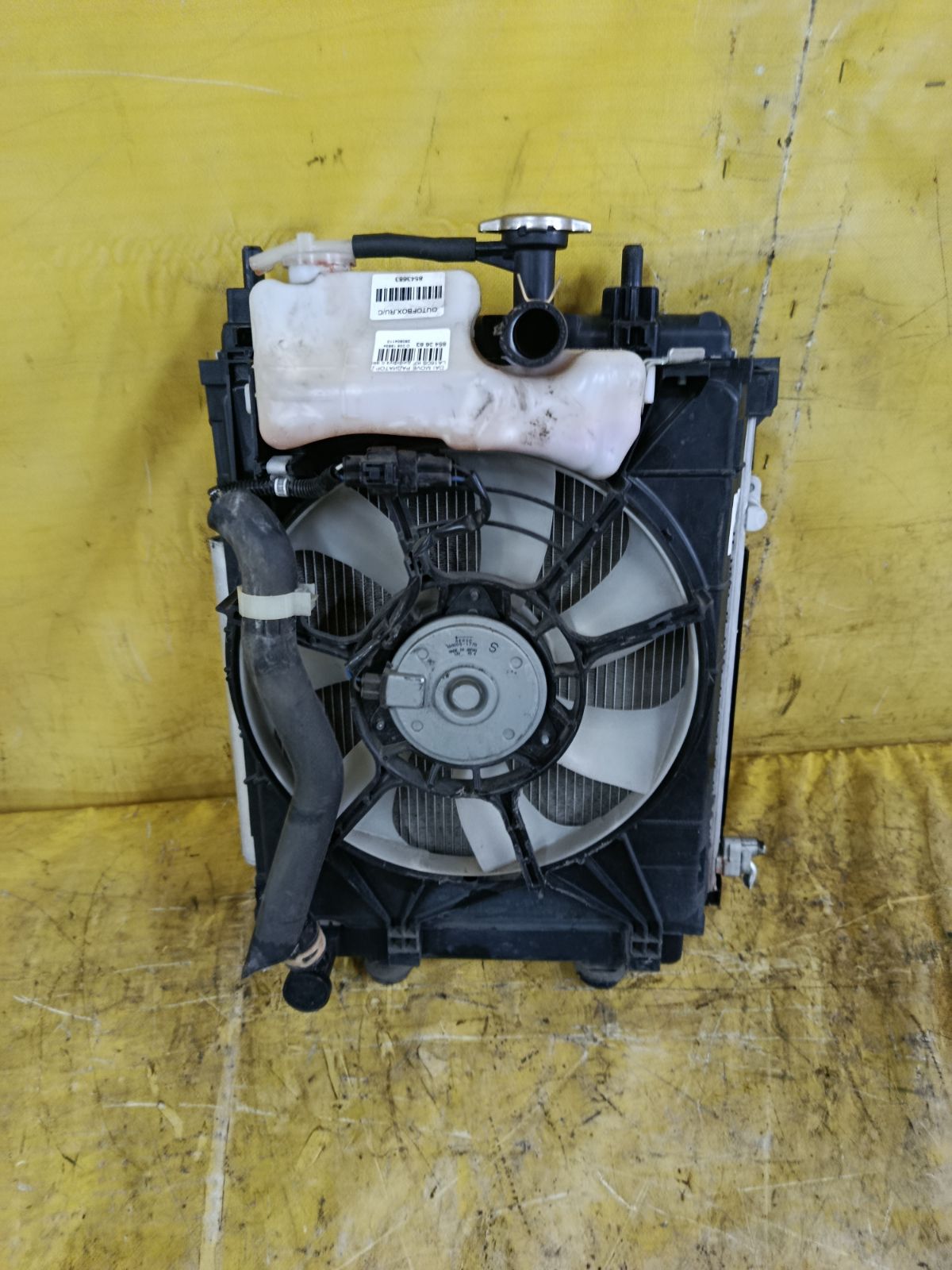 Радиатор ДВС на Daihatsu Move LA160S KF Фото 3