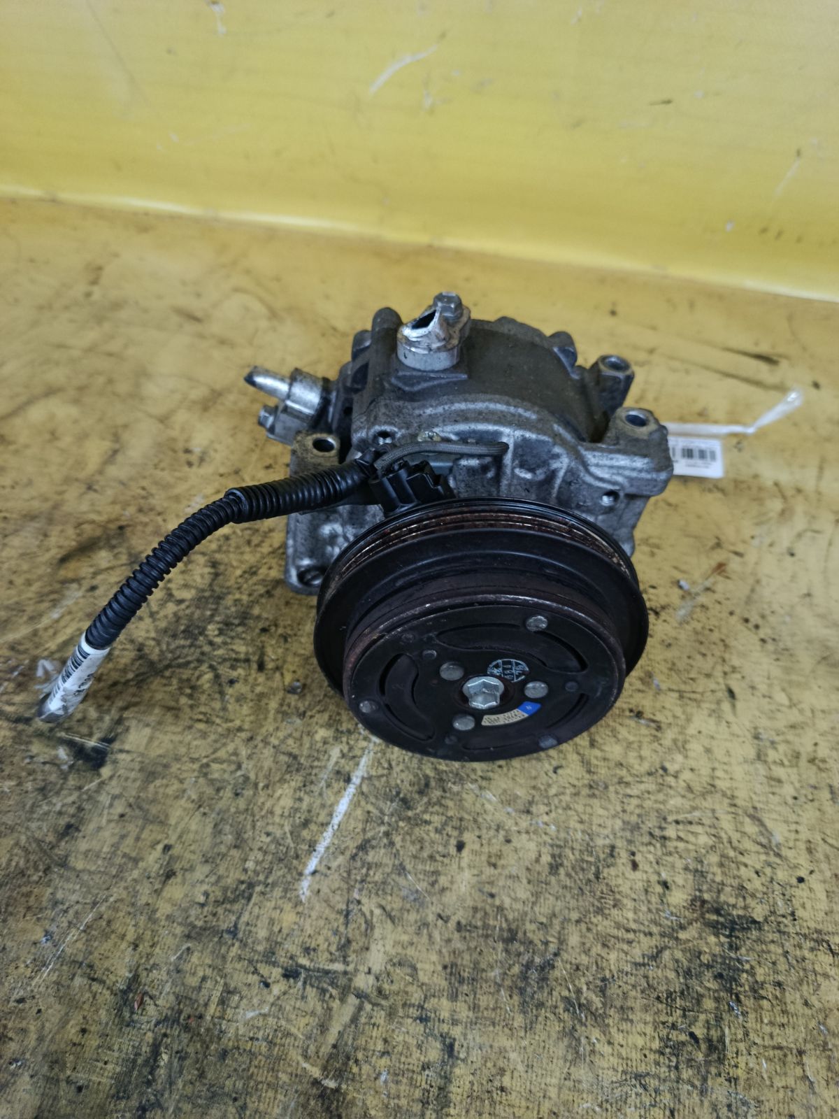 Компрессор кондиционера 447280-3471 на Daihatsu Move LA160S KF Фото 5