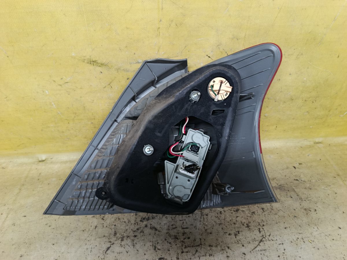 Стоп 52-185 52-185, на Toyota Vitz KSP90 Фото 2