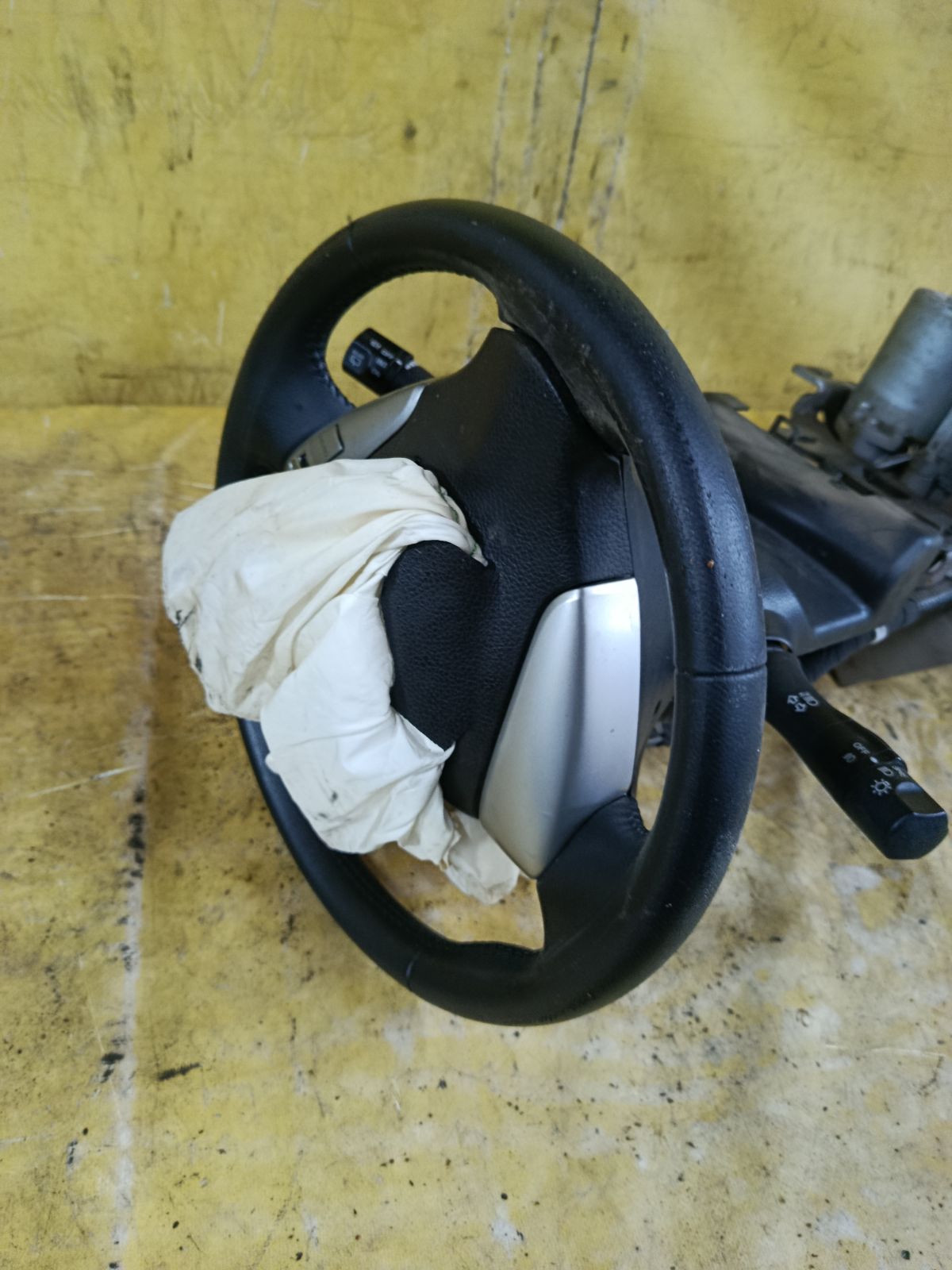 Рулевая колонка на Nissan Serena HFC26 Фото 3