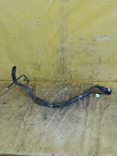 Заливная горловина топливного бака 77201-28240, 77201-28290 на Toyota Noah AZR60G 1AZ-FSE Фото 2