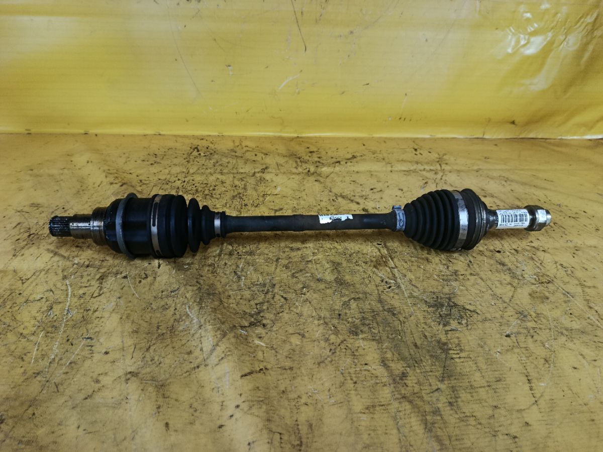Привод на Daihatsu Cast LA250S KF-VE Фото 1