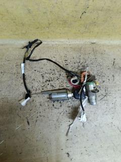 Замок зажигания на Toyota Celsior UCF21