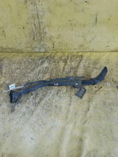 Заливная горловина топливного бака на Nissan Note E11 HR15DE