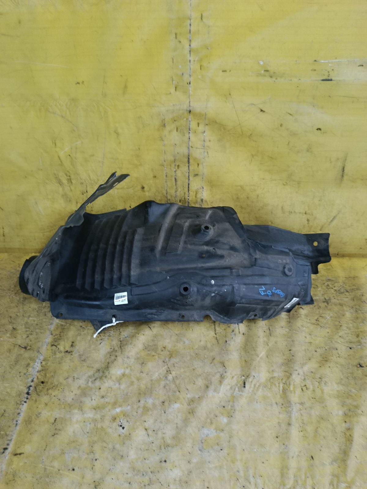 Подкрылок GAA956140 на Mazda Atenza GH5FS L5-VE Фото 1