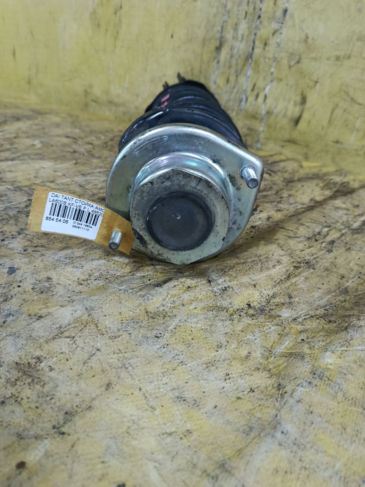 Стойка амортизатора 48520-B2D11 на Daihatsu Tanto LA600S KF-VE Фото 2
