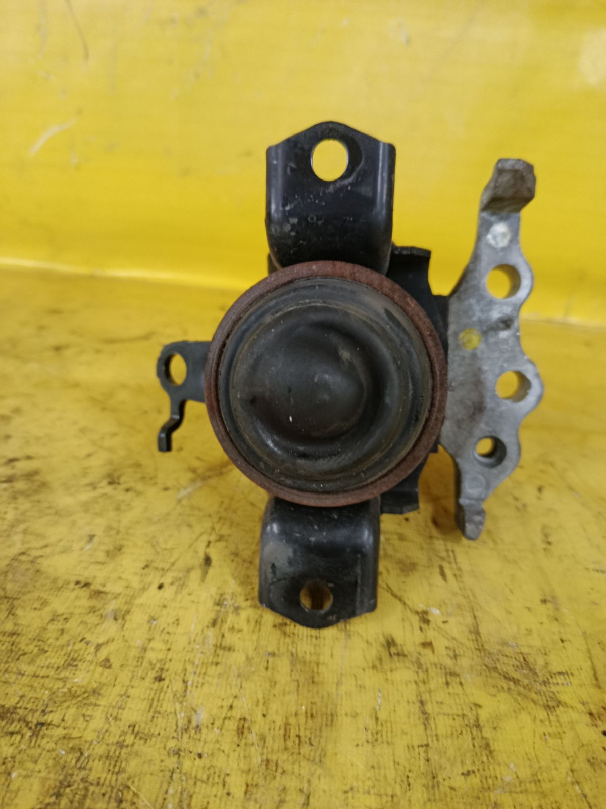 Подушка двигателя на Daihatsu Move LA150S KF-VE Фото 4