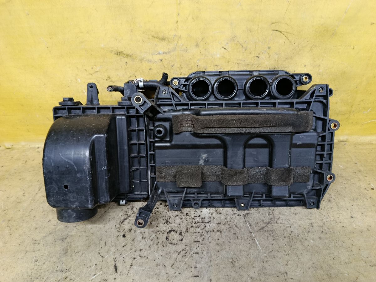 Корпус воздушного фильтра на Nissan March AK12 CR12DE Фото 2