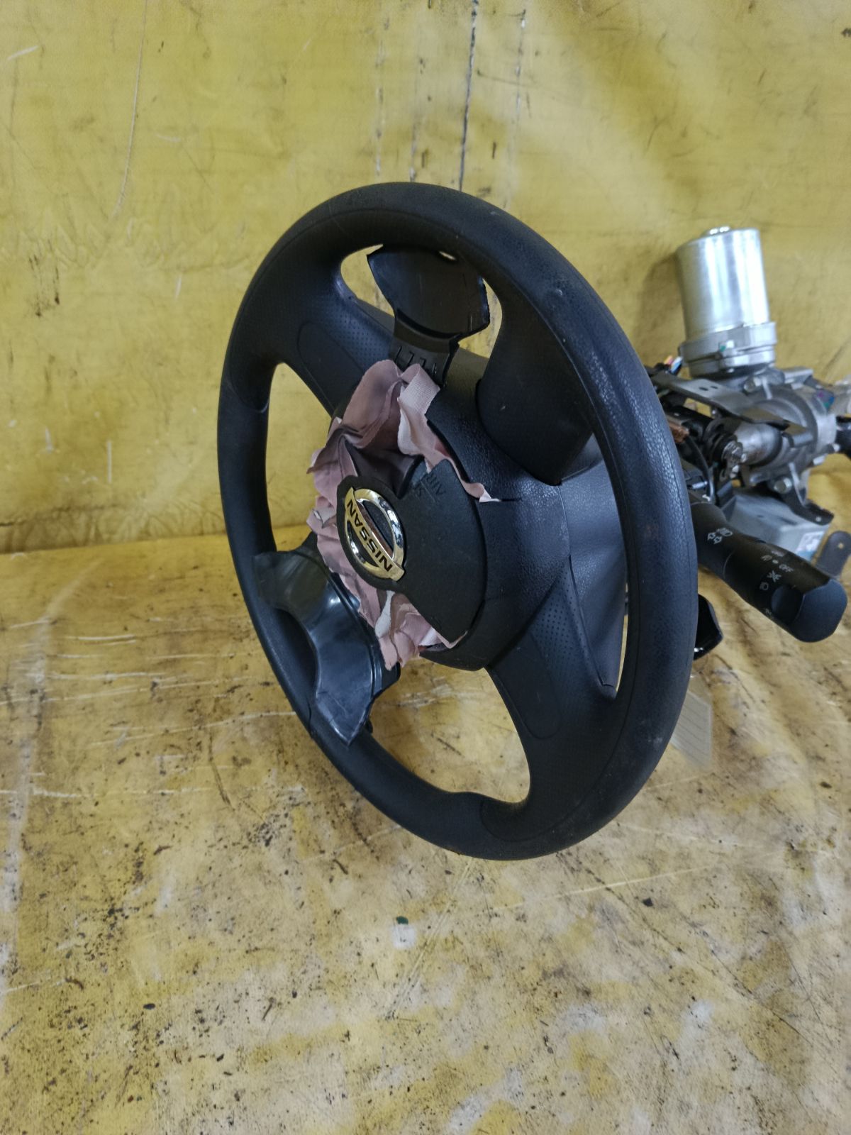 Рулевая колонка на Nissan March K13 Фото 3