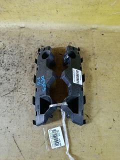 Крепление бампера на Mazda Demio DE3FS D652500T1  D652500U1, Переднее расположение