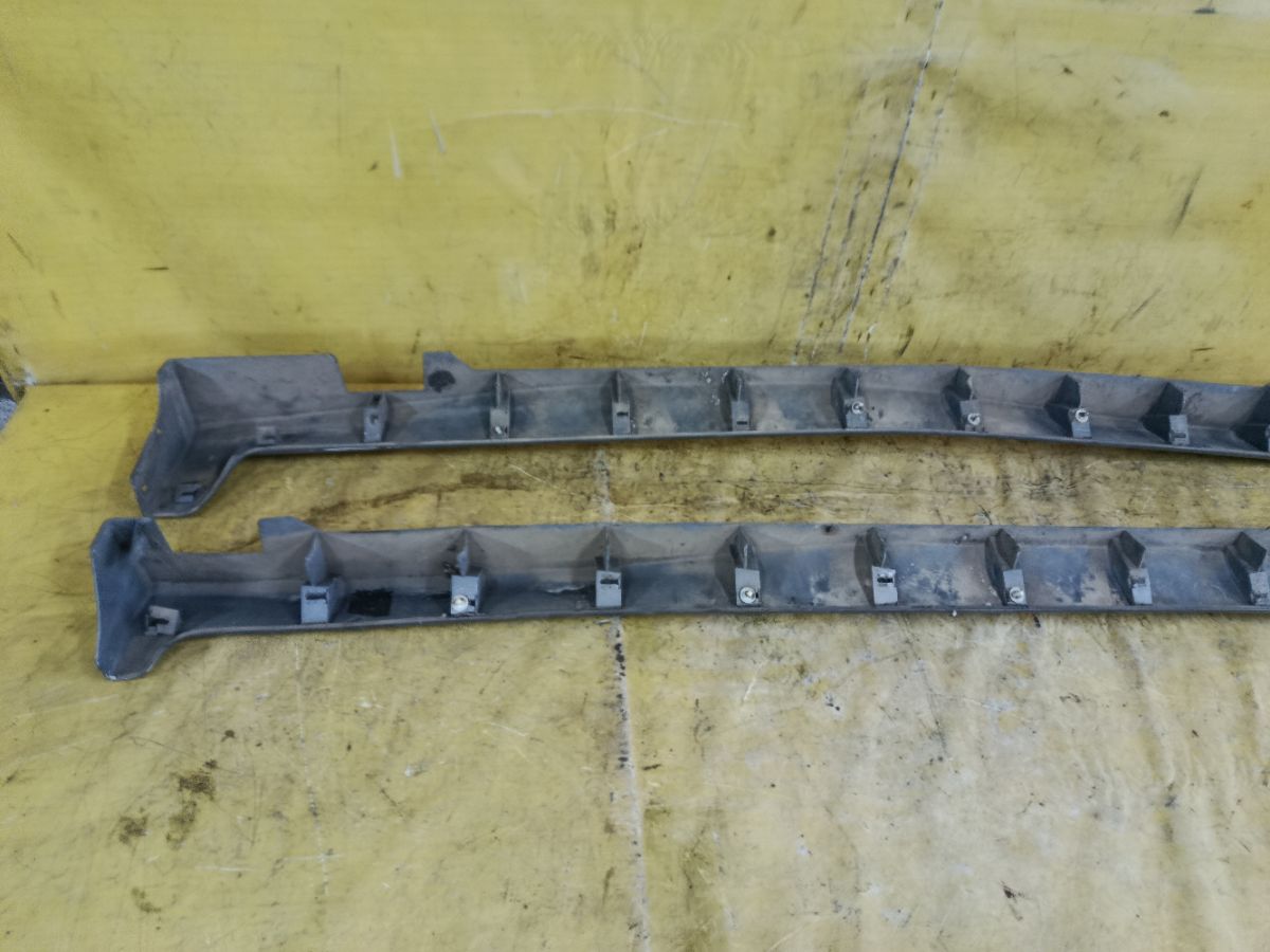 Порог кузова пластиковый ( обвес ) на Mazda Demio DY3W Фото 7