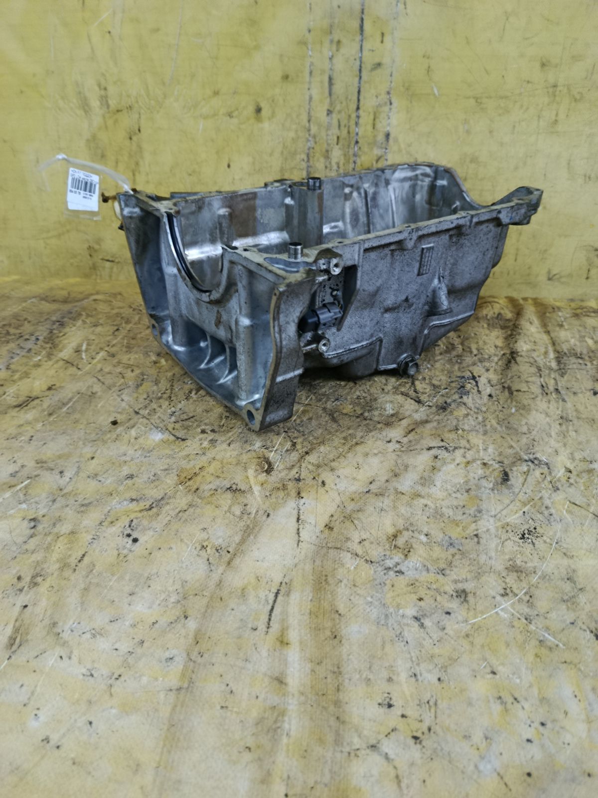 Поддон на Honda Fit Shuttle Hybrid GP2 LDA Фото 3
