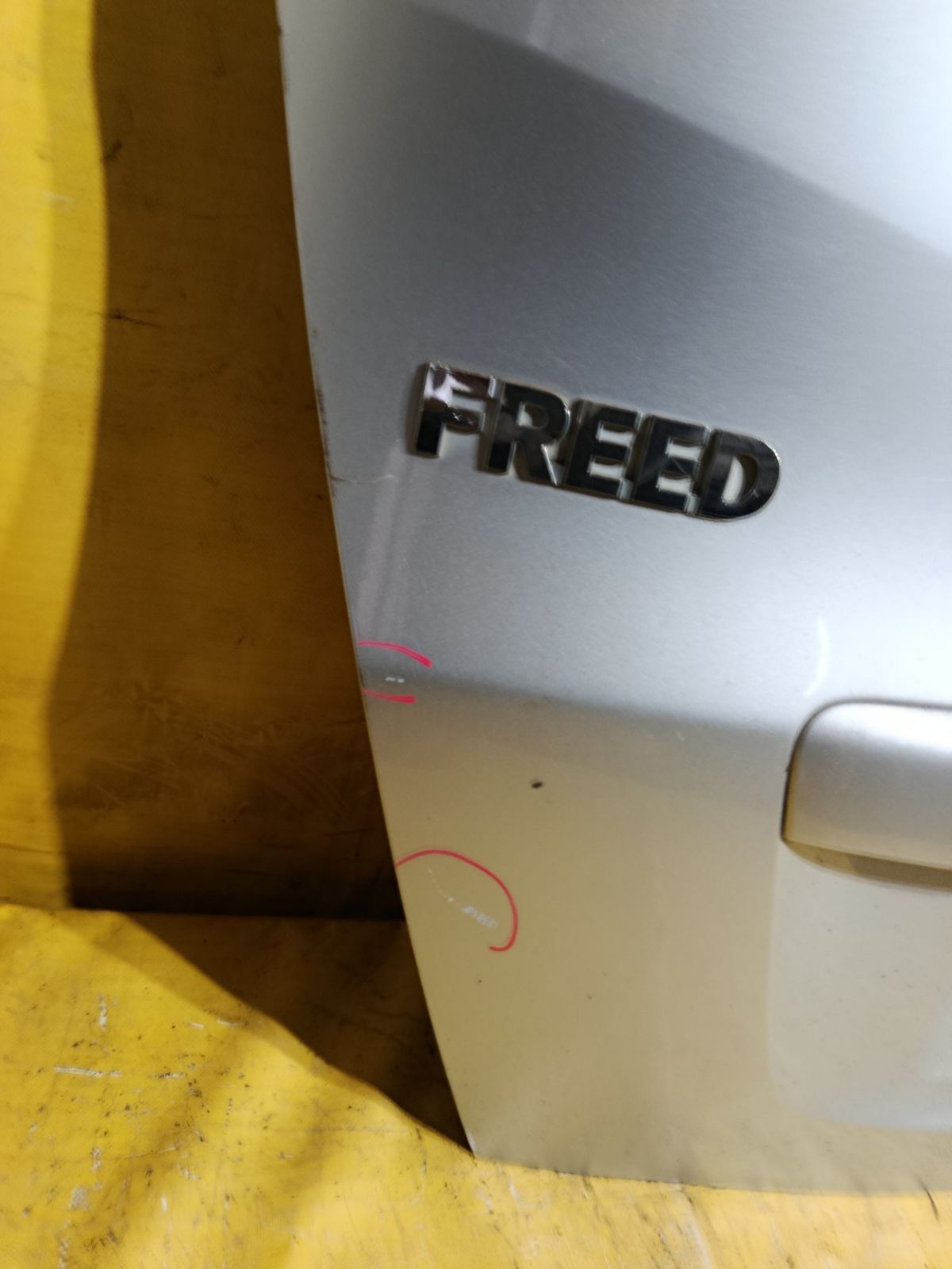 Дверь задняя на Honda Freed GB4 Фото 3