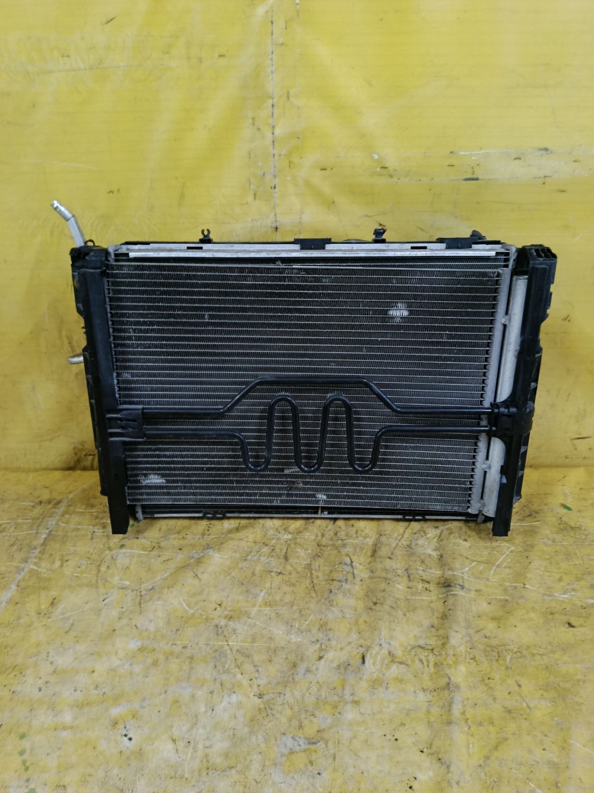 Радиатор ДВС 64509206297, 17427563259, 7561711 на Bmw 1-Series E87-4D32 N46B20 Фото 1